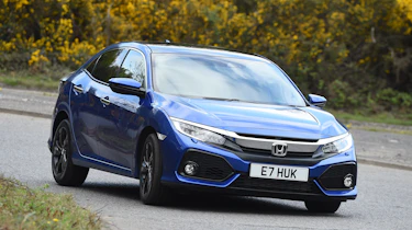 Honda Civic 1.5 - front cornering
