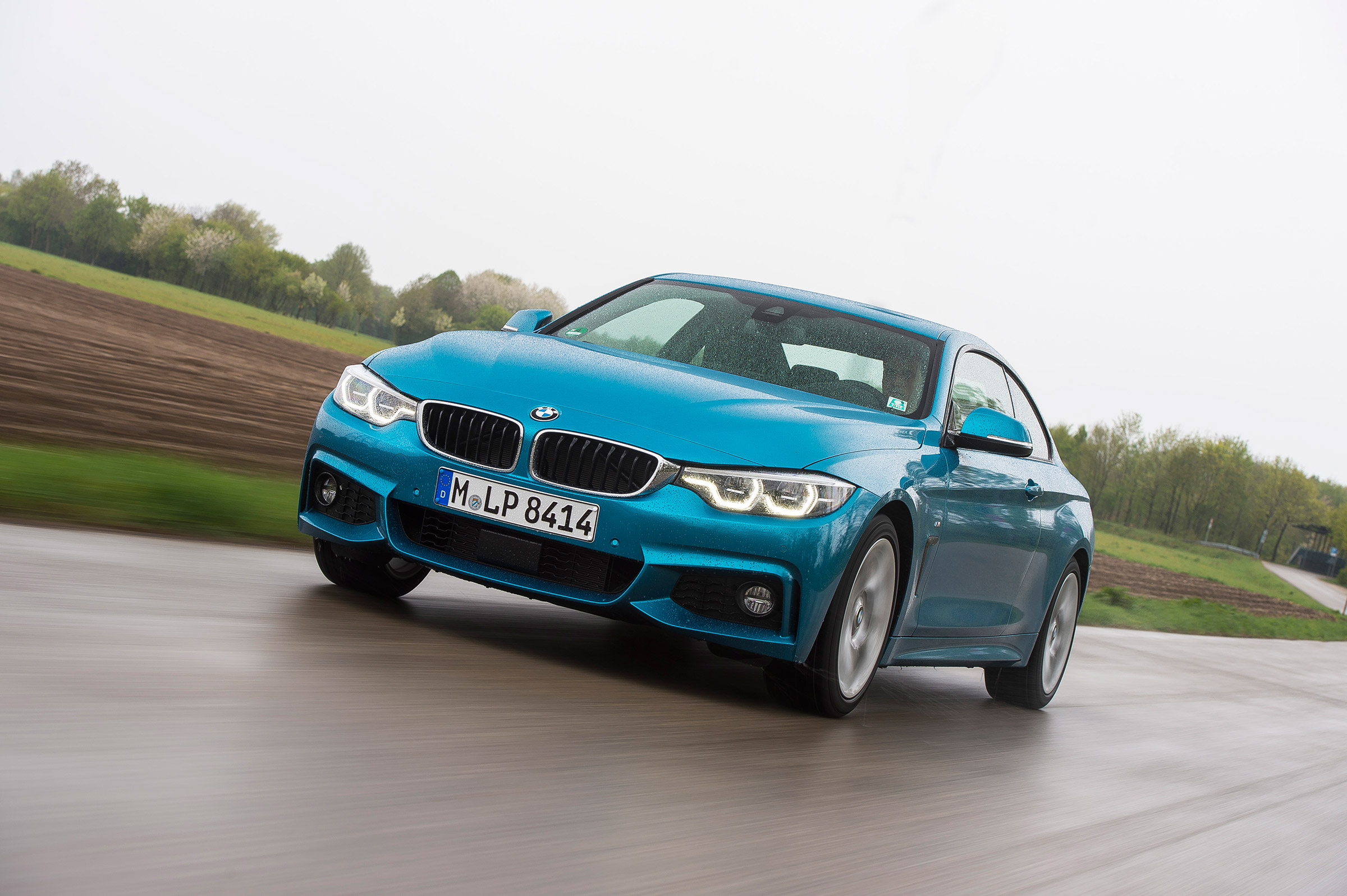 BMW 440i - front tracking