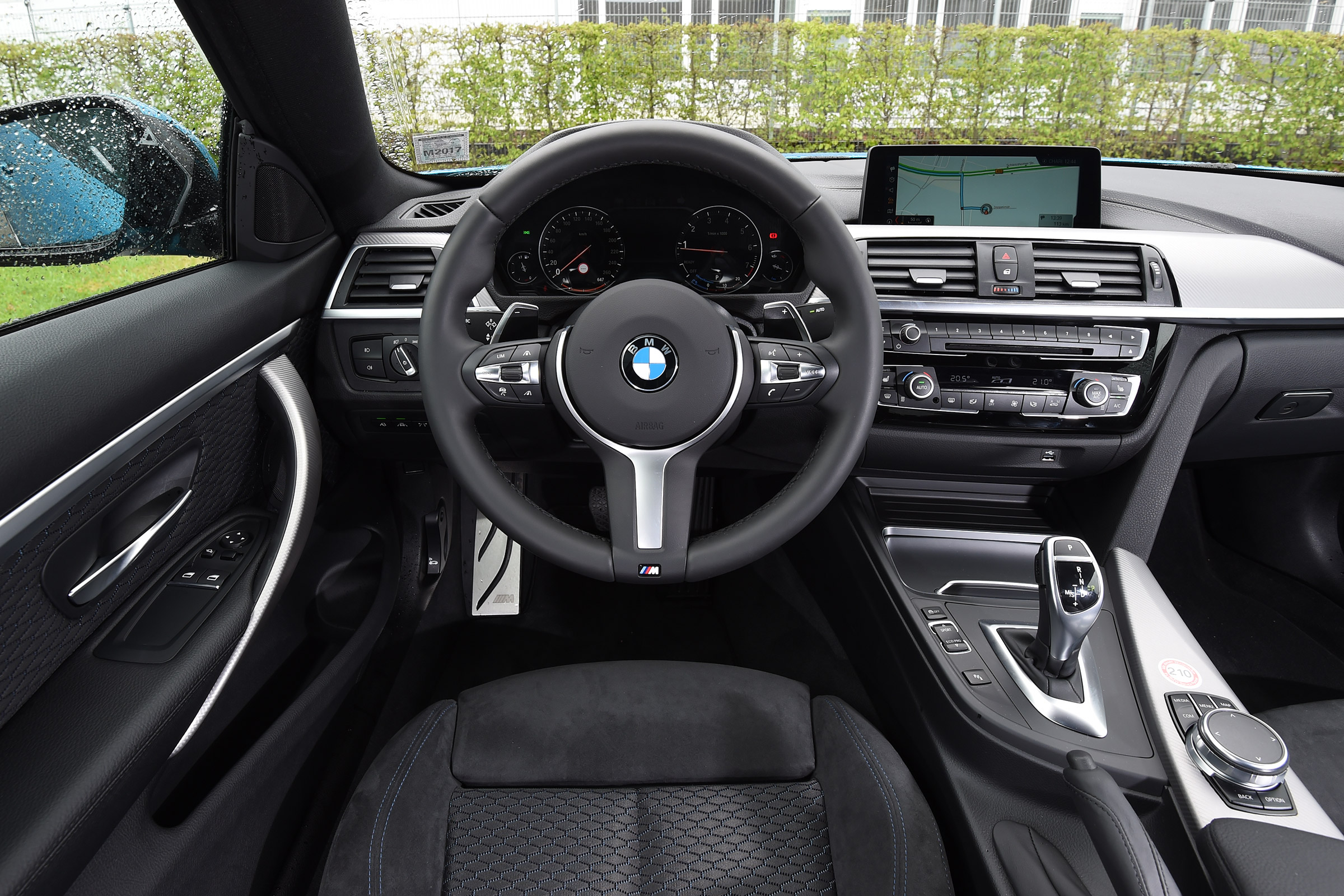 BMW 440i - dash