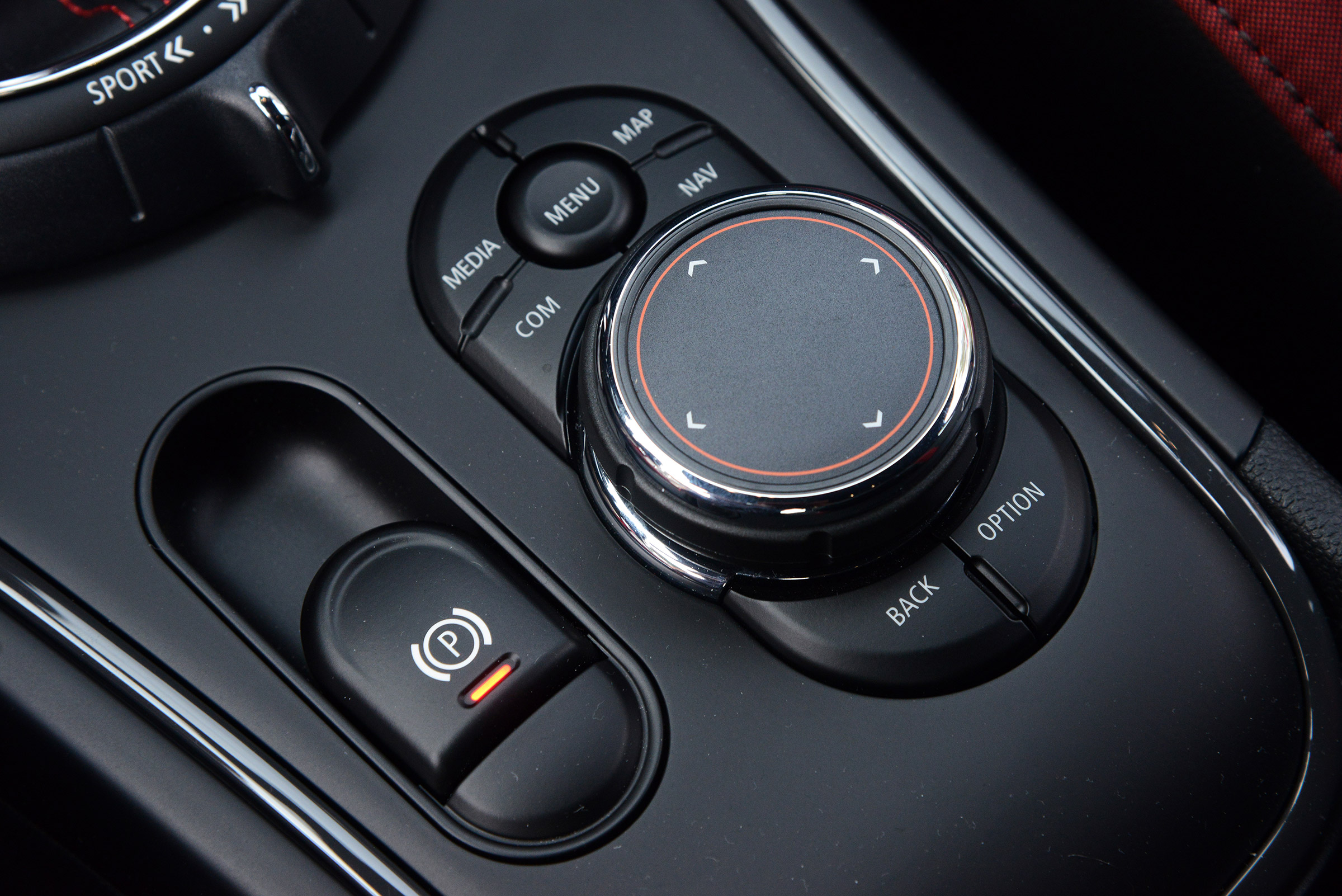 MINI JCW Countryman - controls