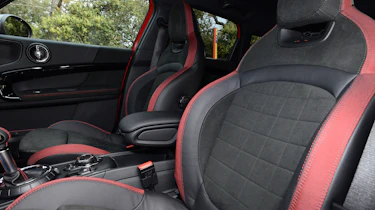 MINI JCW Countryman - front seats