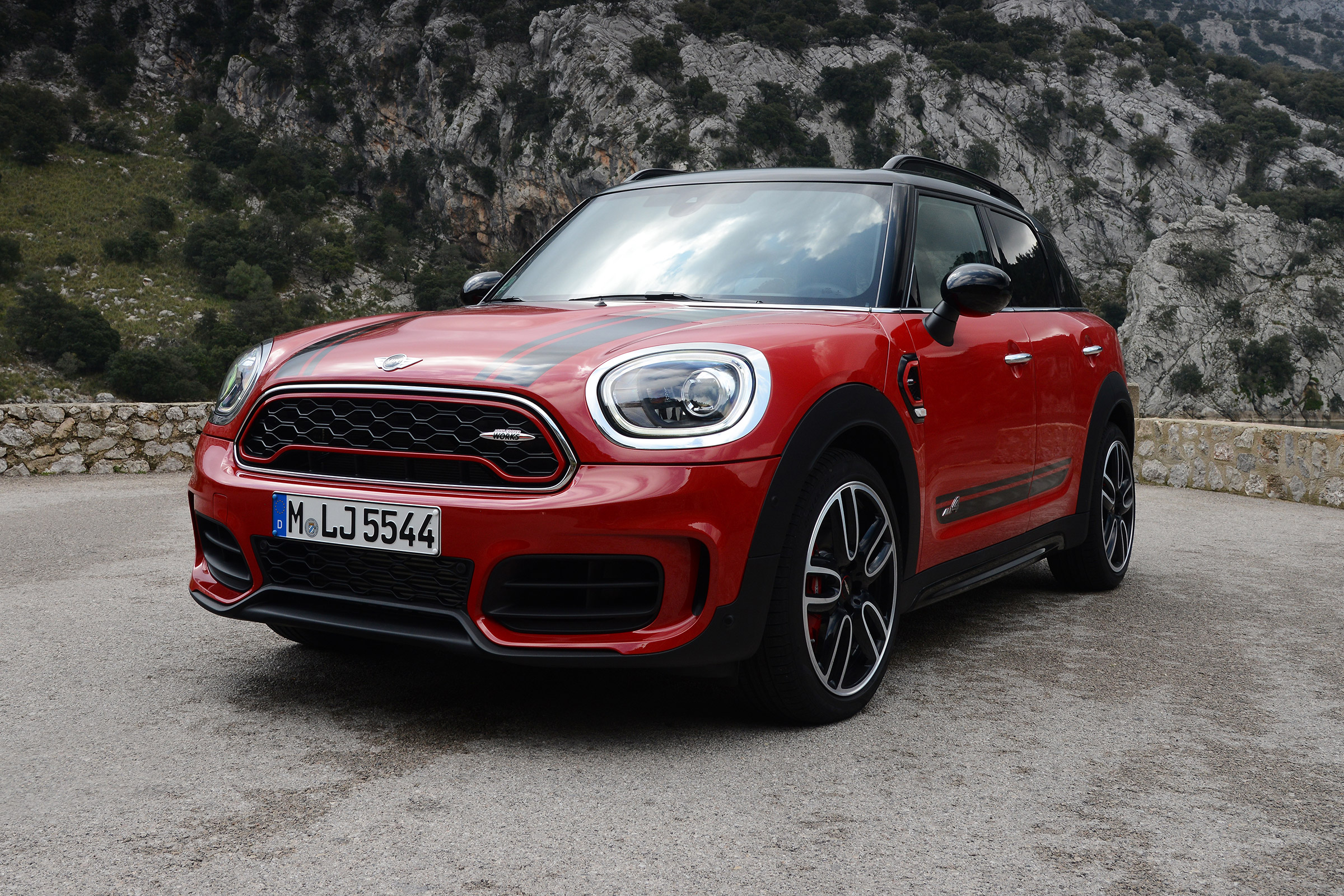 MINI JCW Countryman - front static