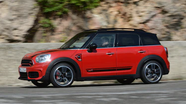 MINI JCW Countryman - side