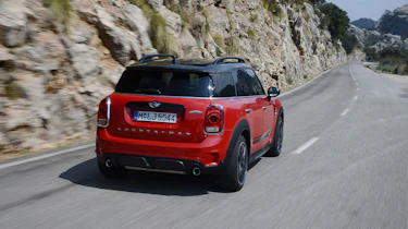 MINI JCW Countryman - rear tracking