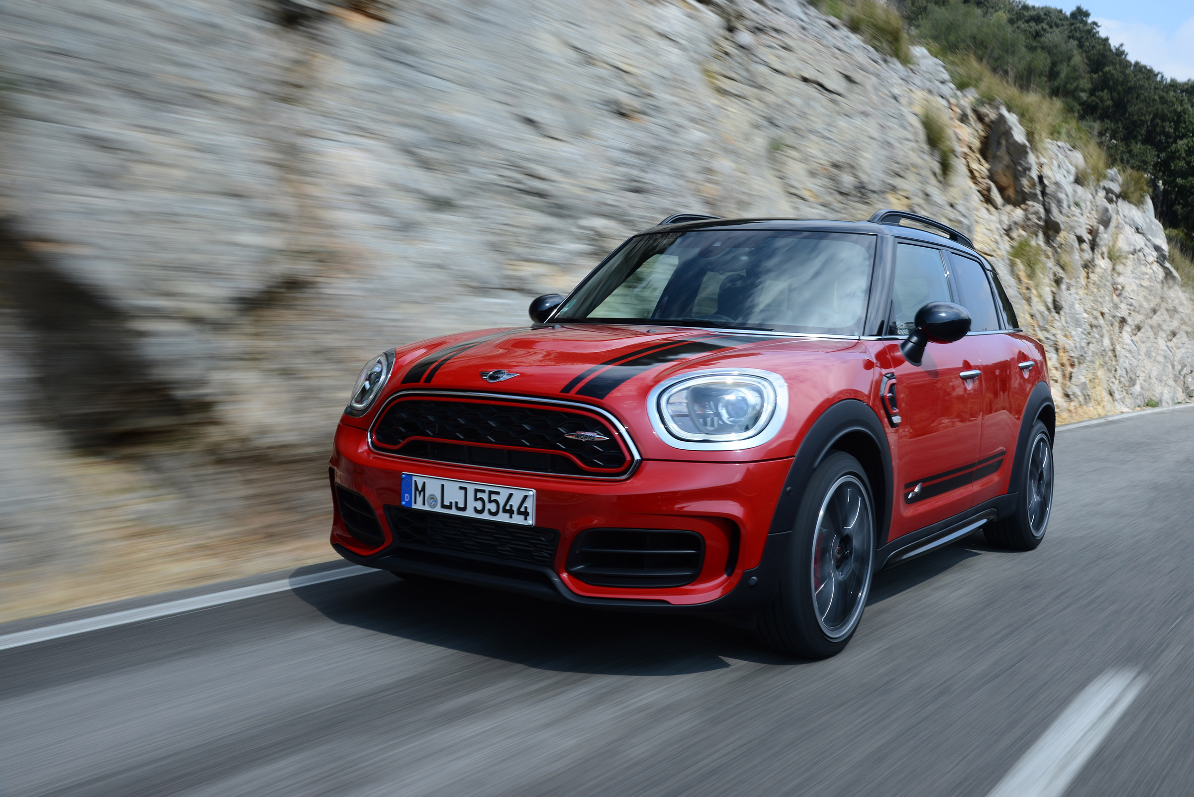 MINI JCW Countryman - front tracking
