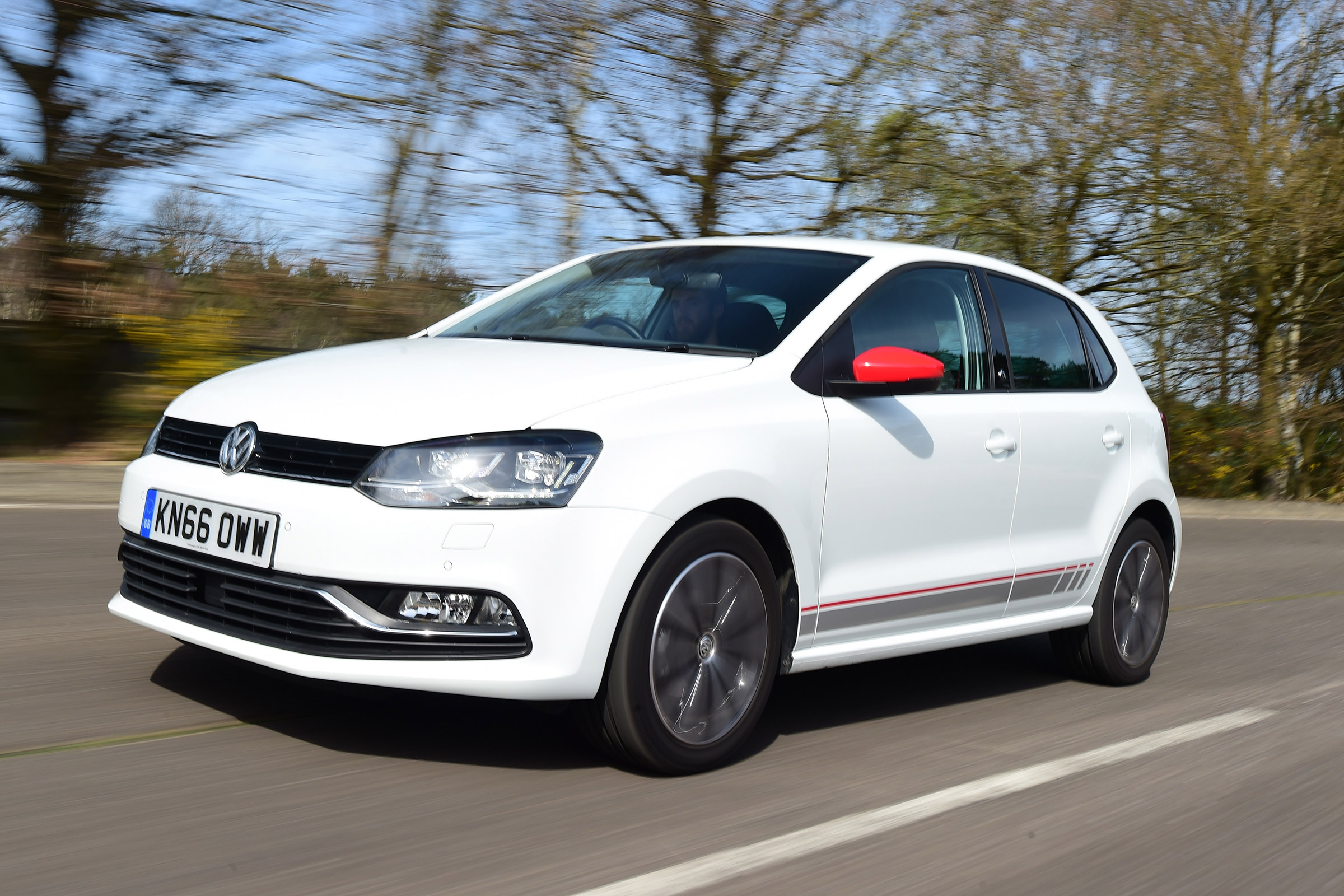 Volkswagen Polo - front
