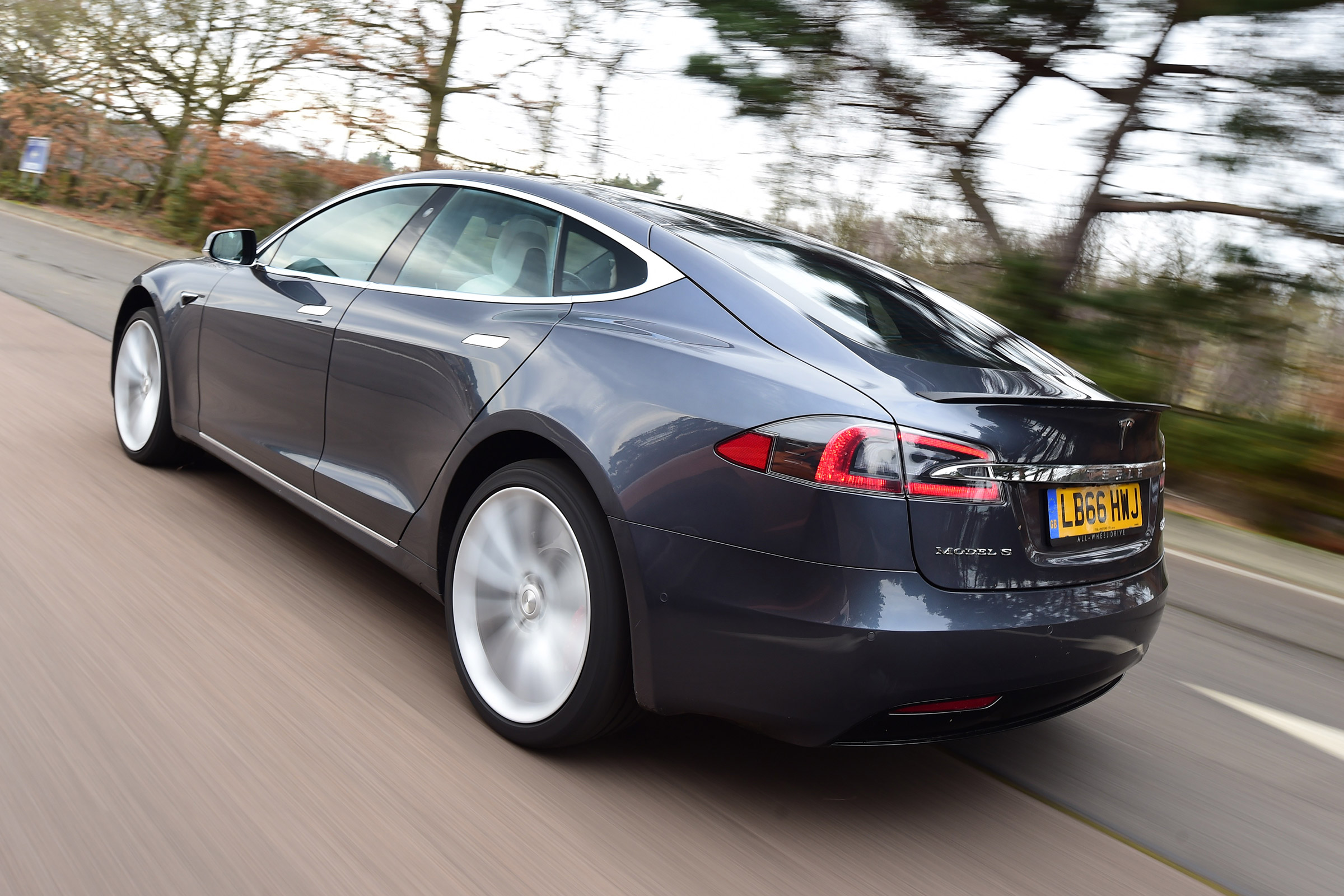 Tesla Model S - rear