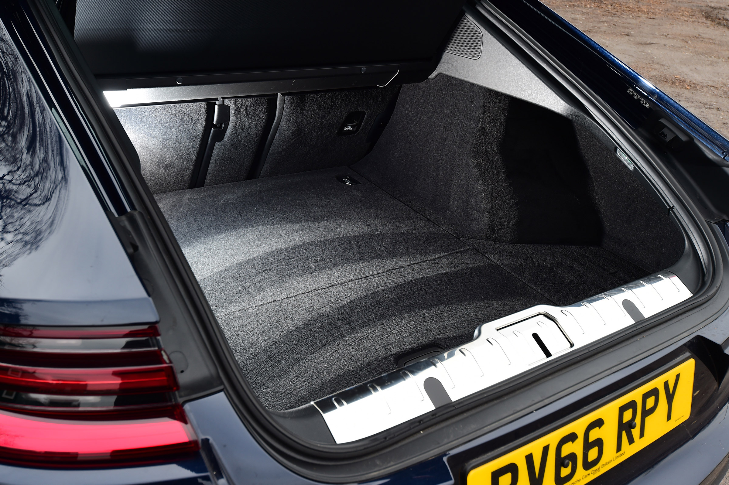 Porsche Panamera - boot