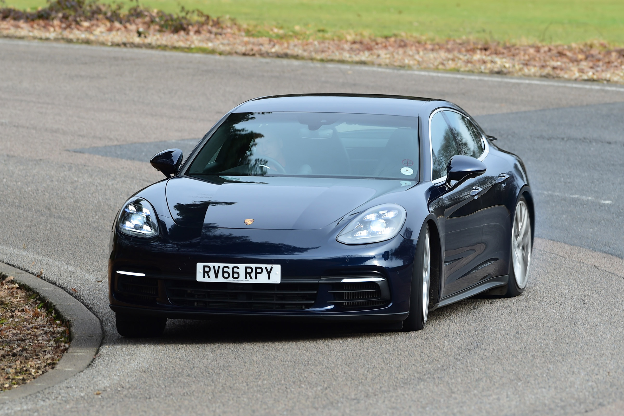 Porsche Panamera - front cornering