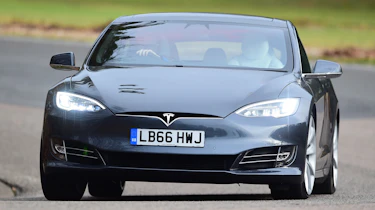 Tesla Model S - front