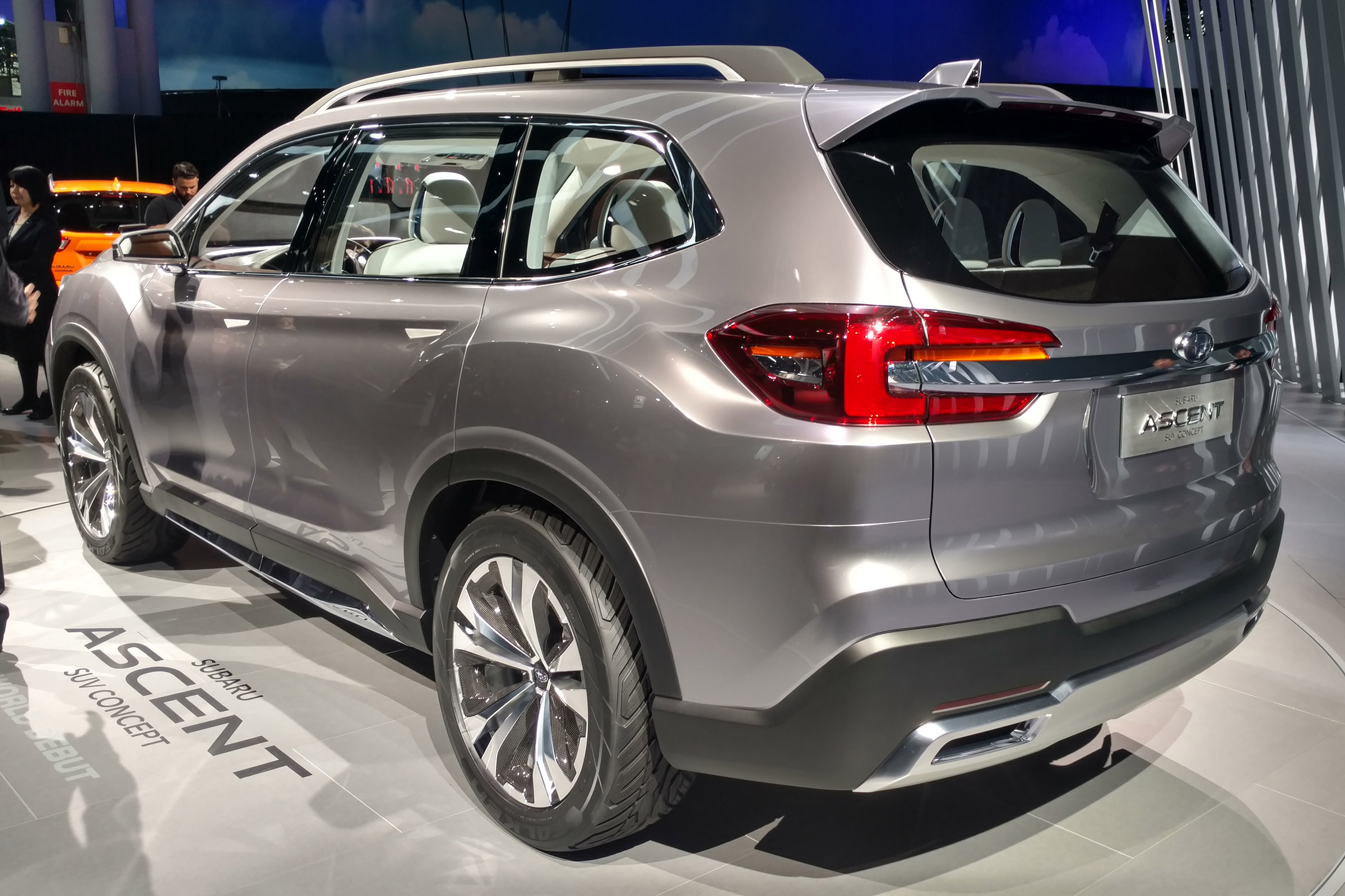 subaru ascent concept rear quarter
