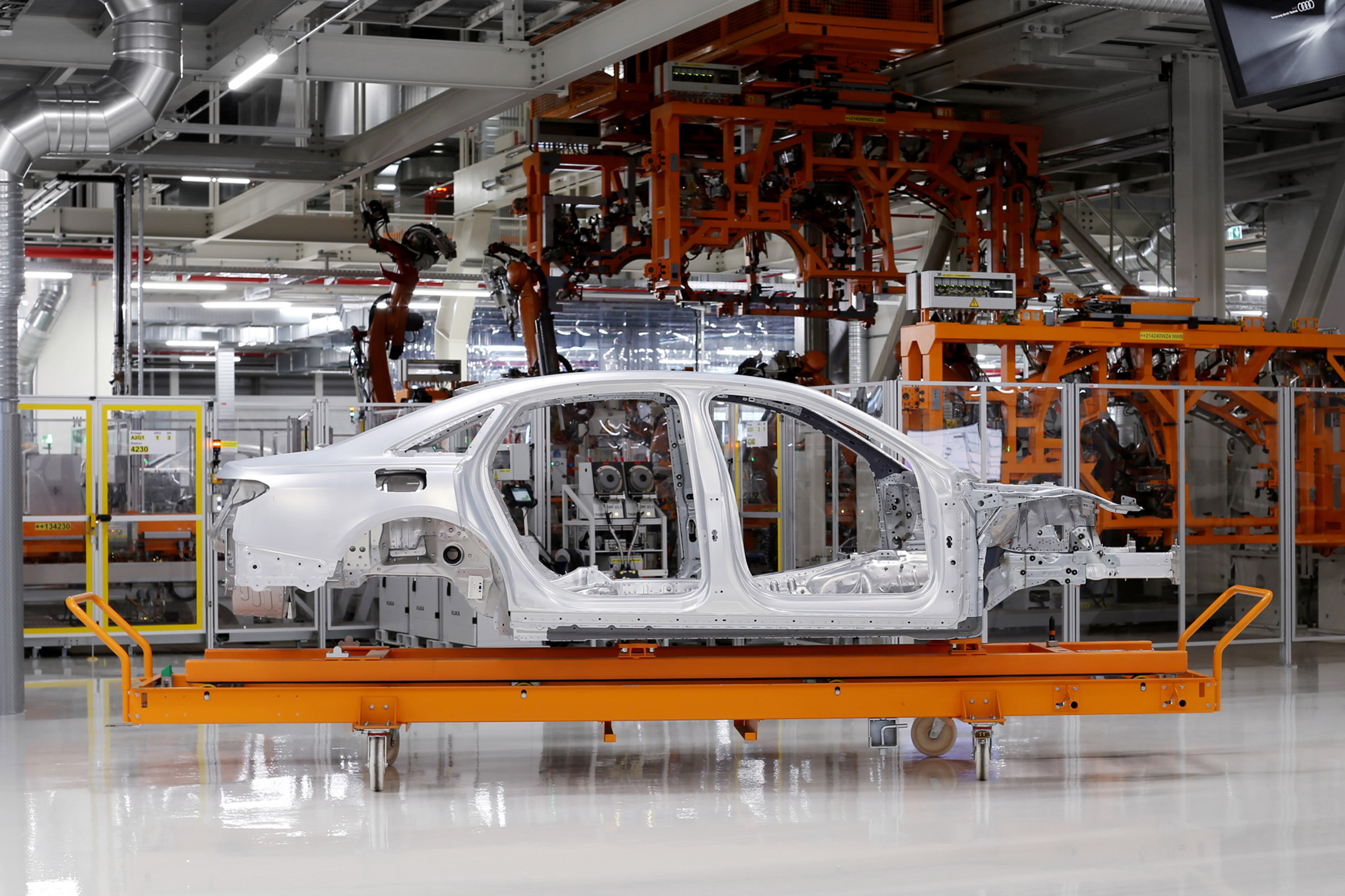 Audi A8 body shell factory