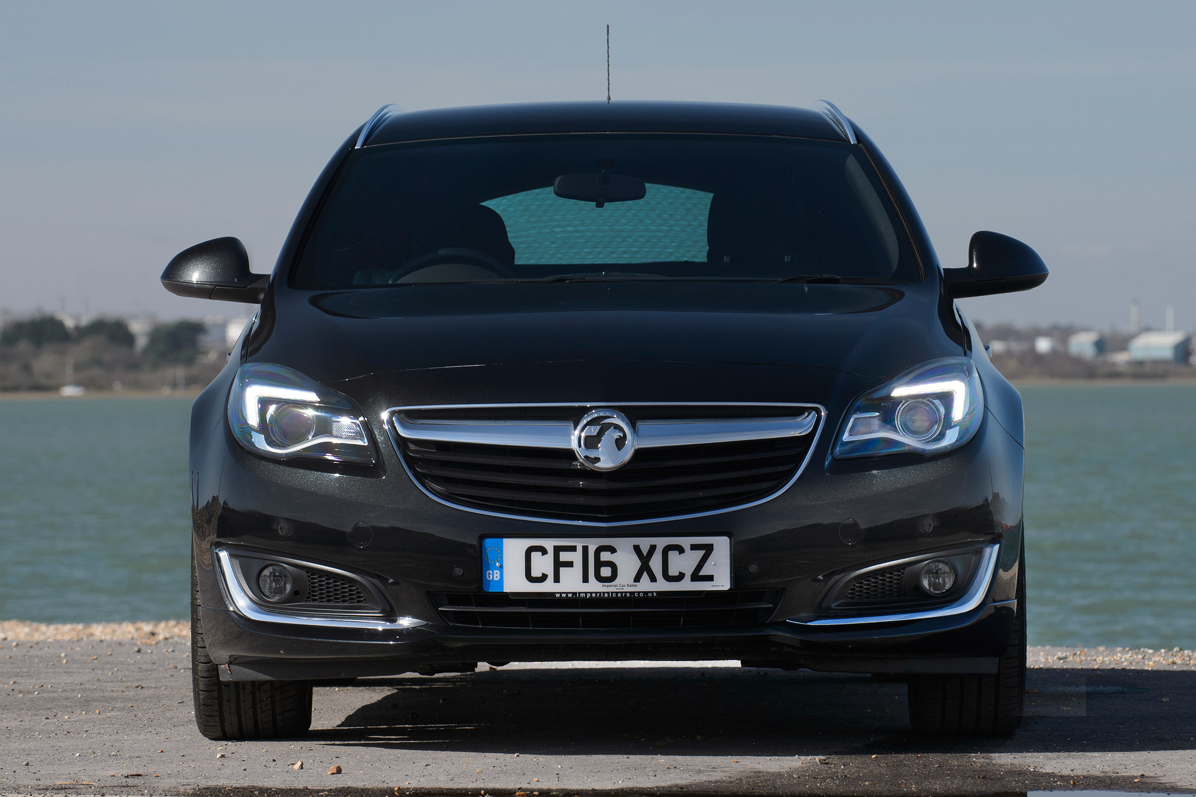 Used Vauxhall Insignia - full front