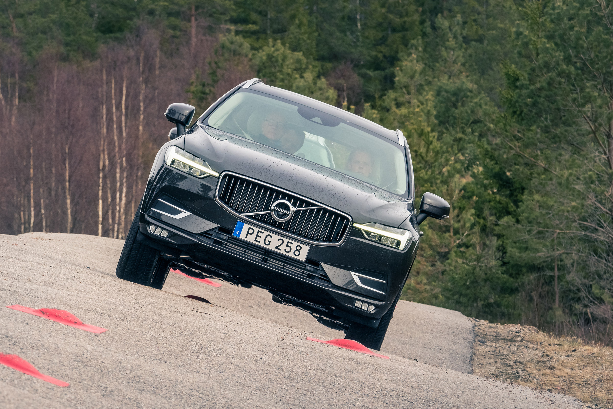 Volvo XC60 ride review - full front