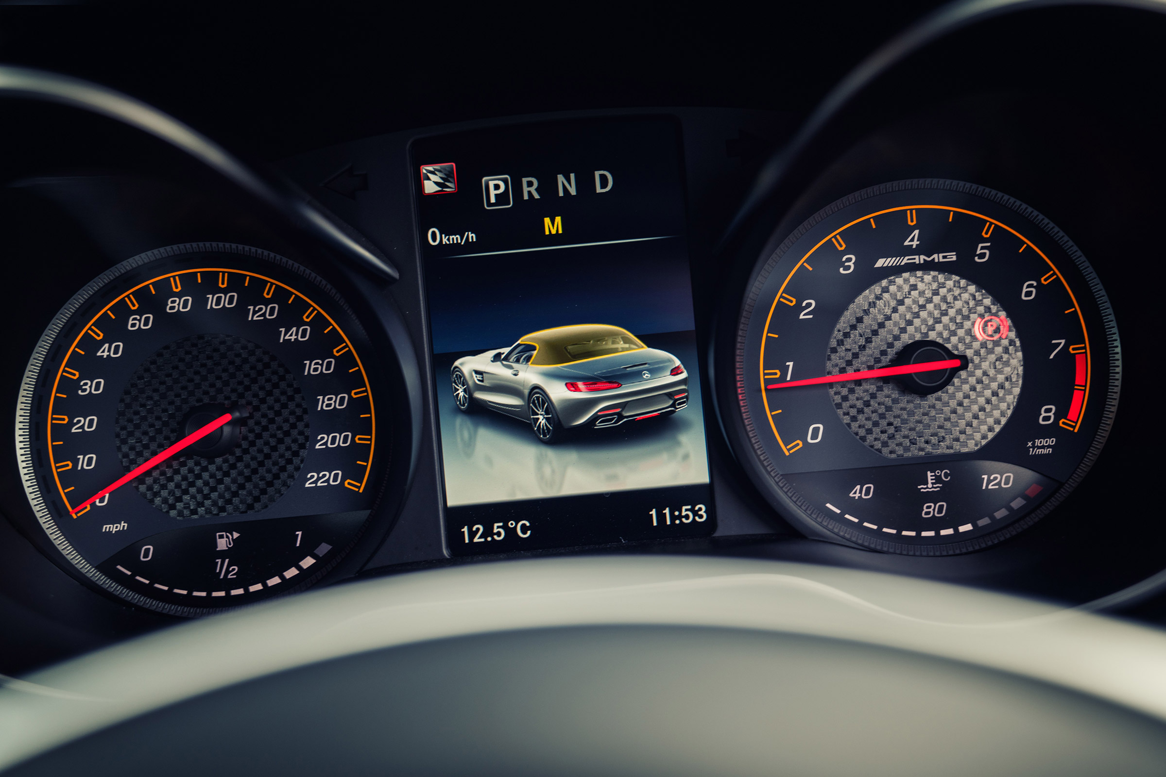 Mercedes-AMG GT C Roadster - dials