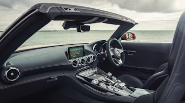 Mercedes-AMG GT C Roadster - dash