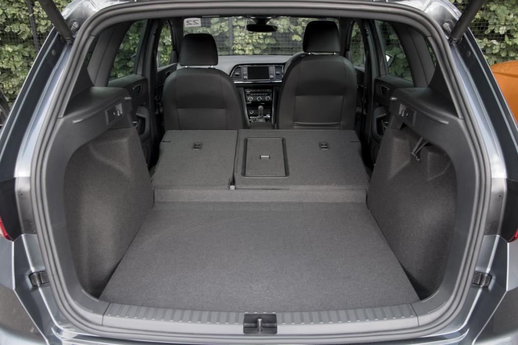 SEAT Ateca 1.4 TSI - boot seats down