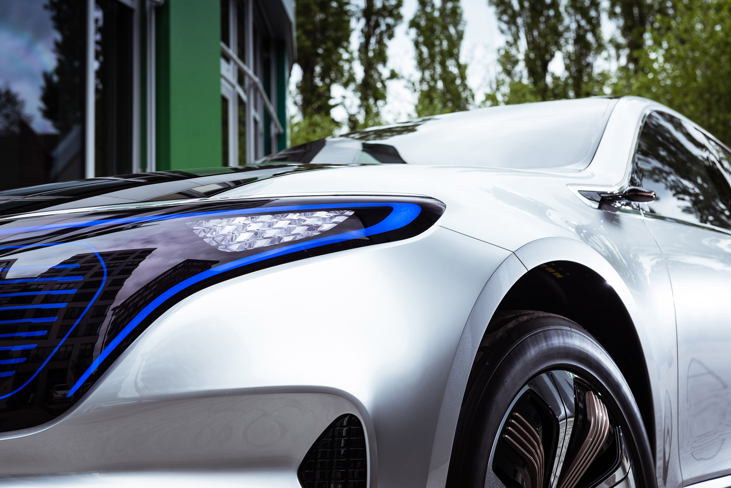 Mercedes EQ Concept - front detail
