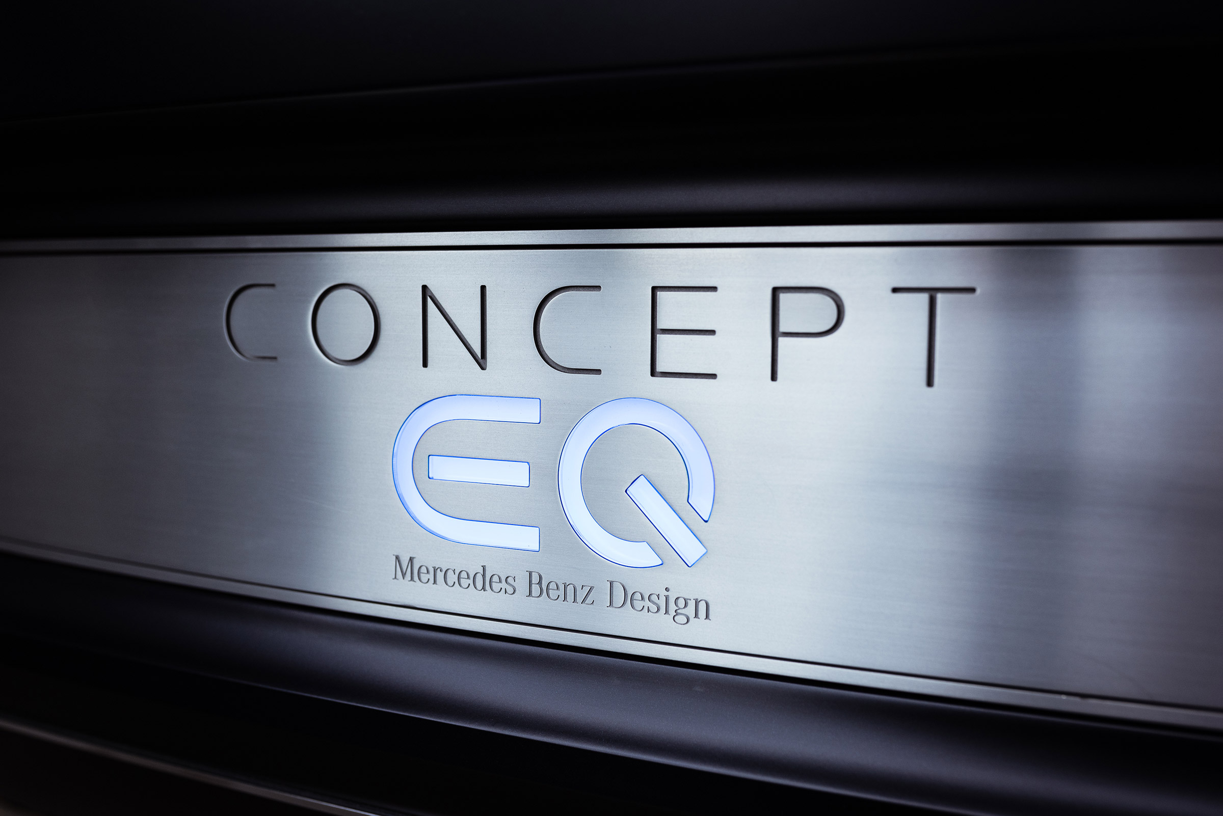 Mercedes EQ Concept - badge
