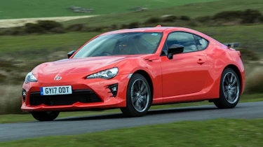 Toyota GT86 Orange Edition - front