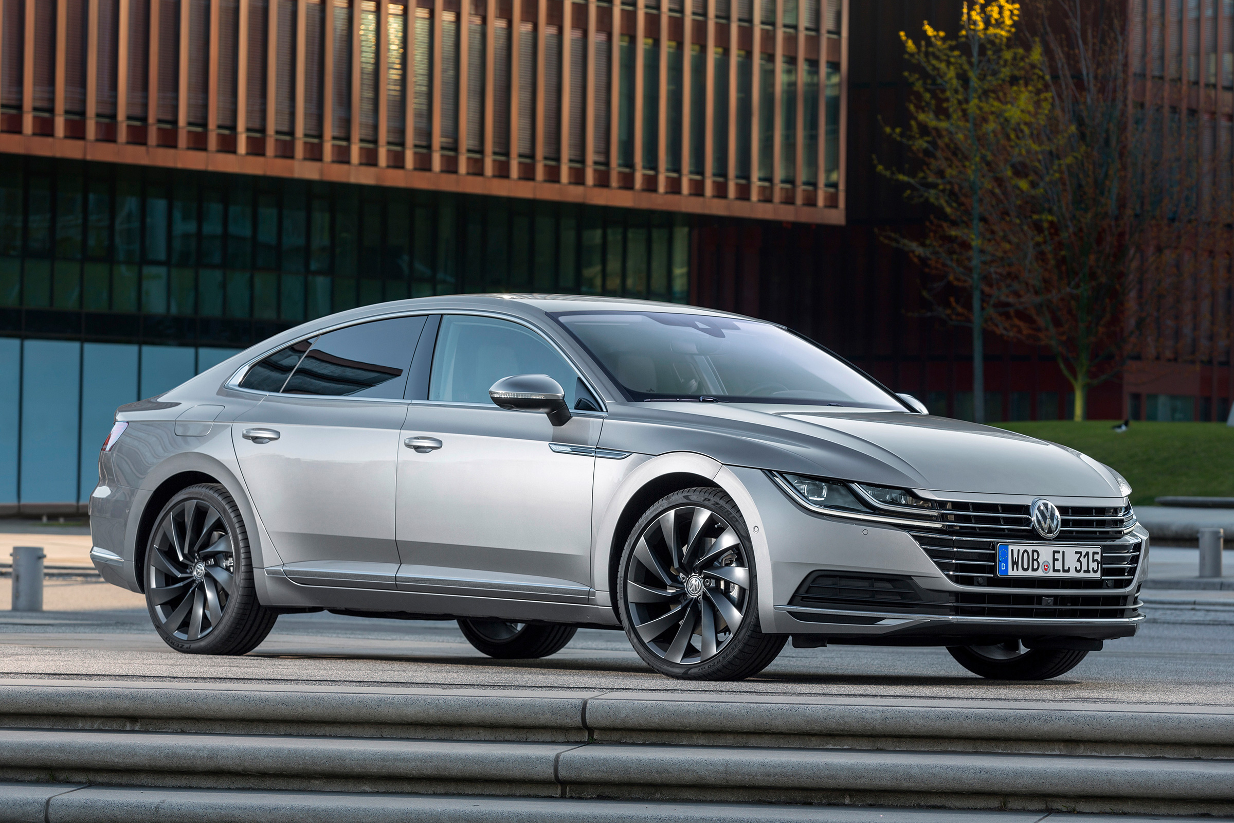New Volkswagen Arteon - front static