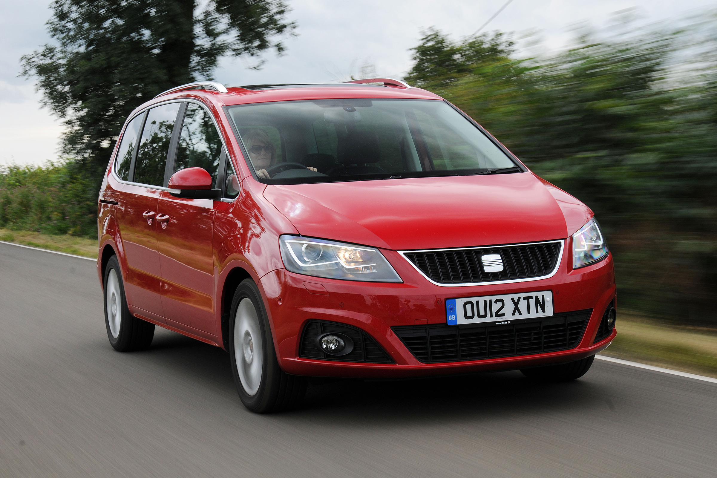 SEAT Alhambra - front tracking