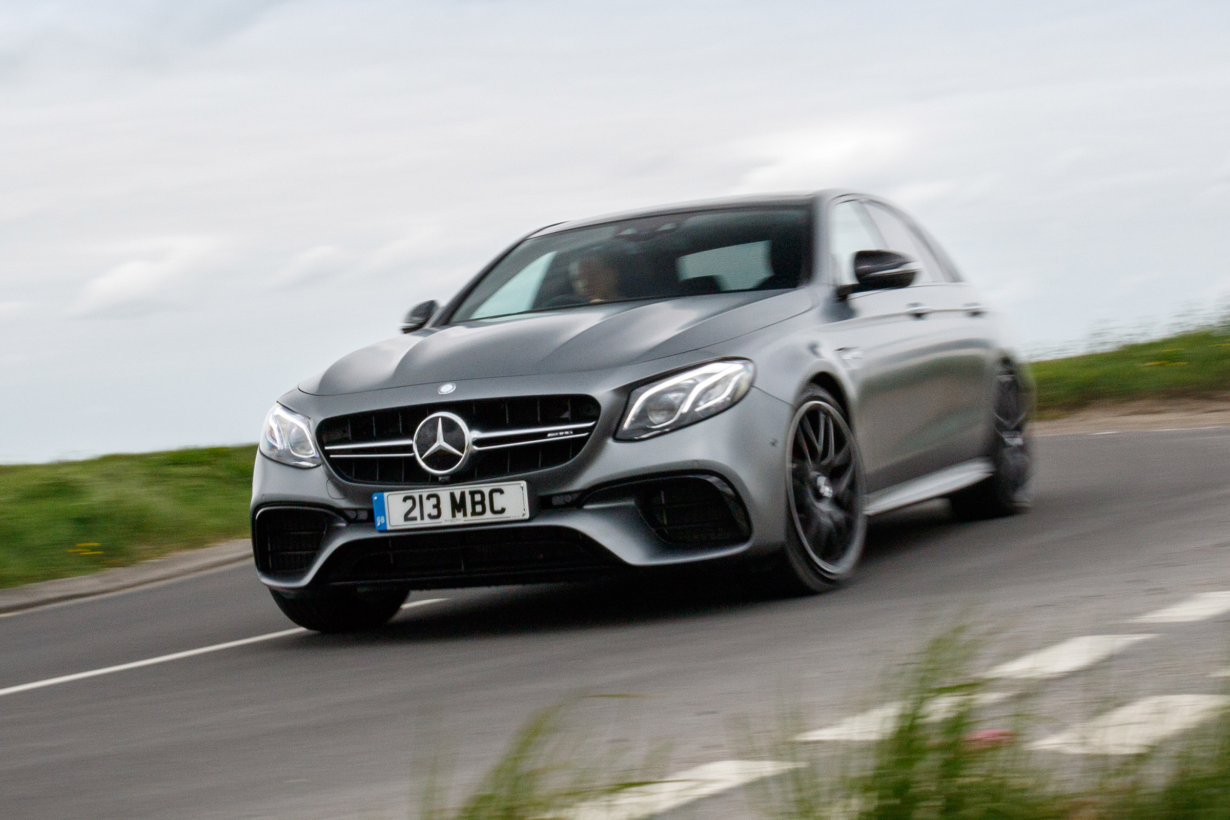 Mercedes-AMG E 63 S - front cornering