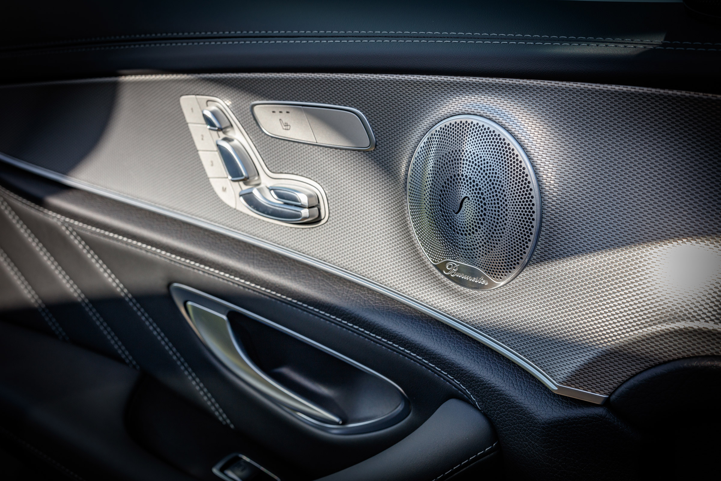 Mercedes-AMG E 63 S - seat controls