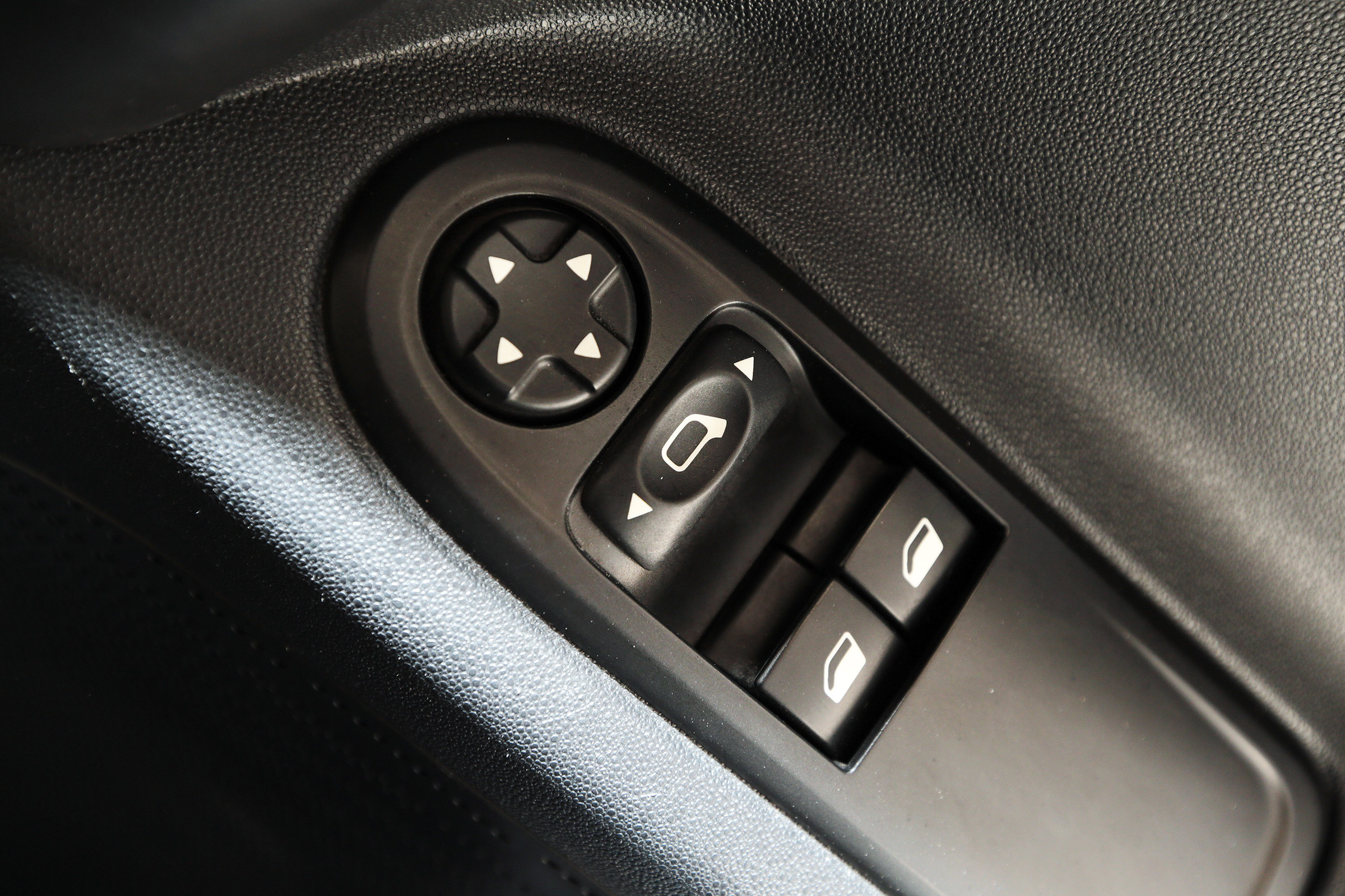Used Citroen C3 - electric windows