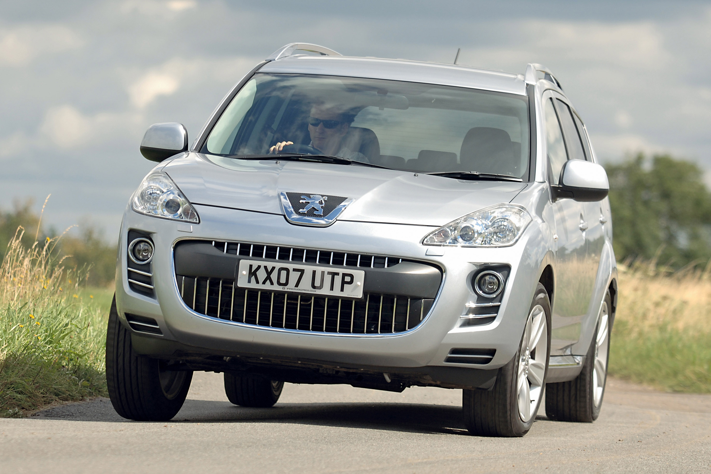 Best cheap 4x4s and SUVs - Peugeot 4007