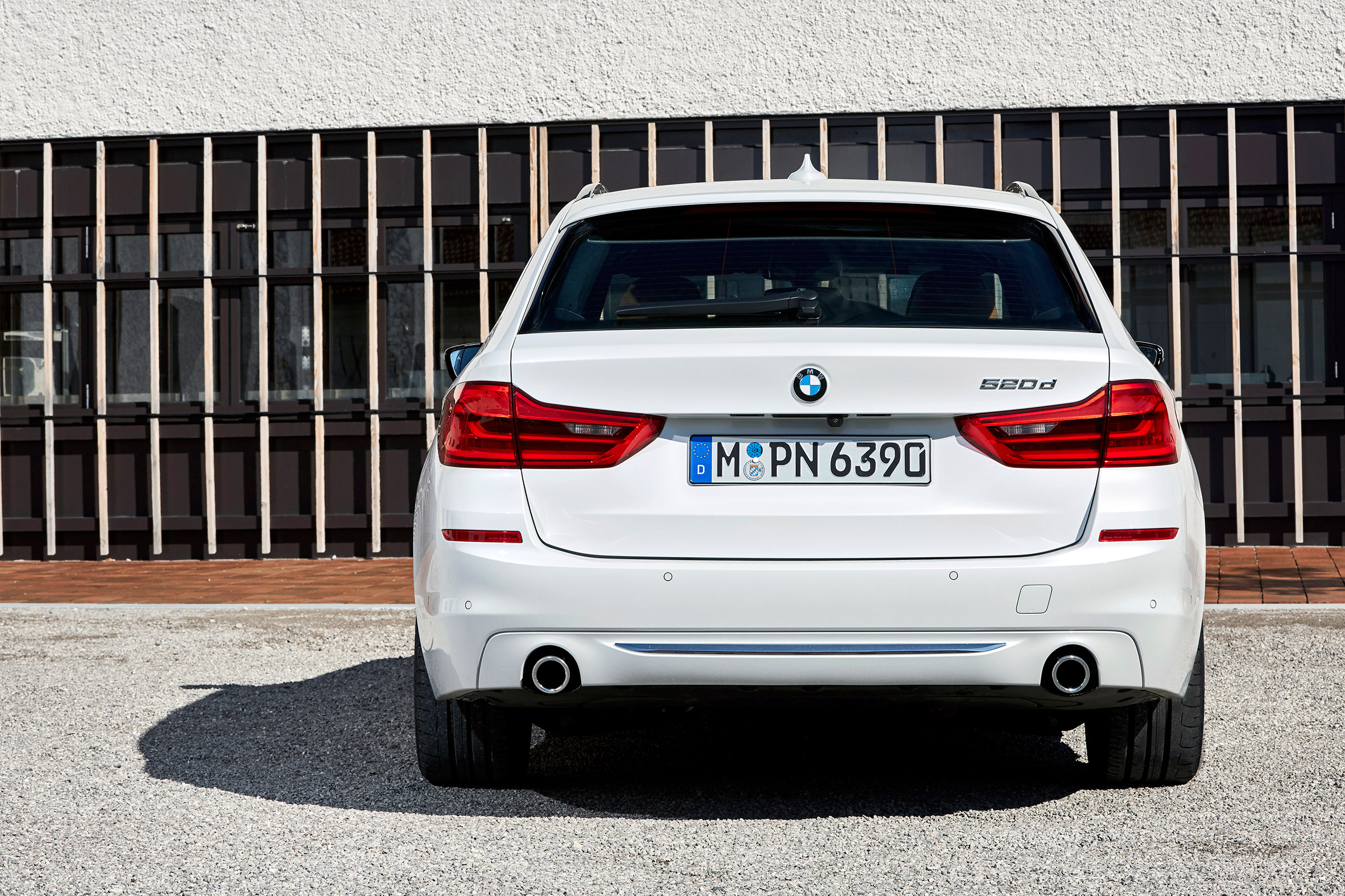 BMW 5 Series Touring - full rear static