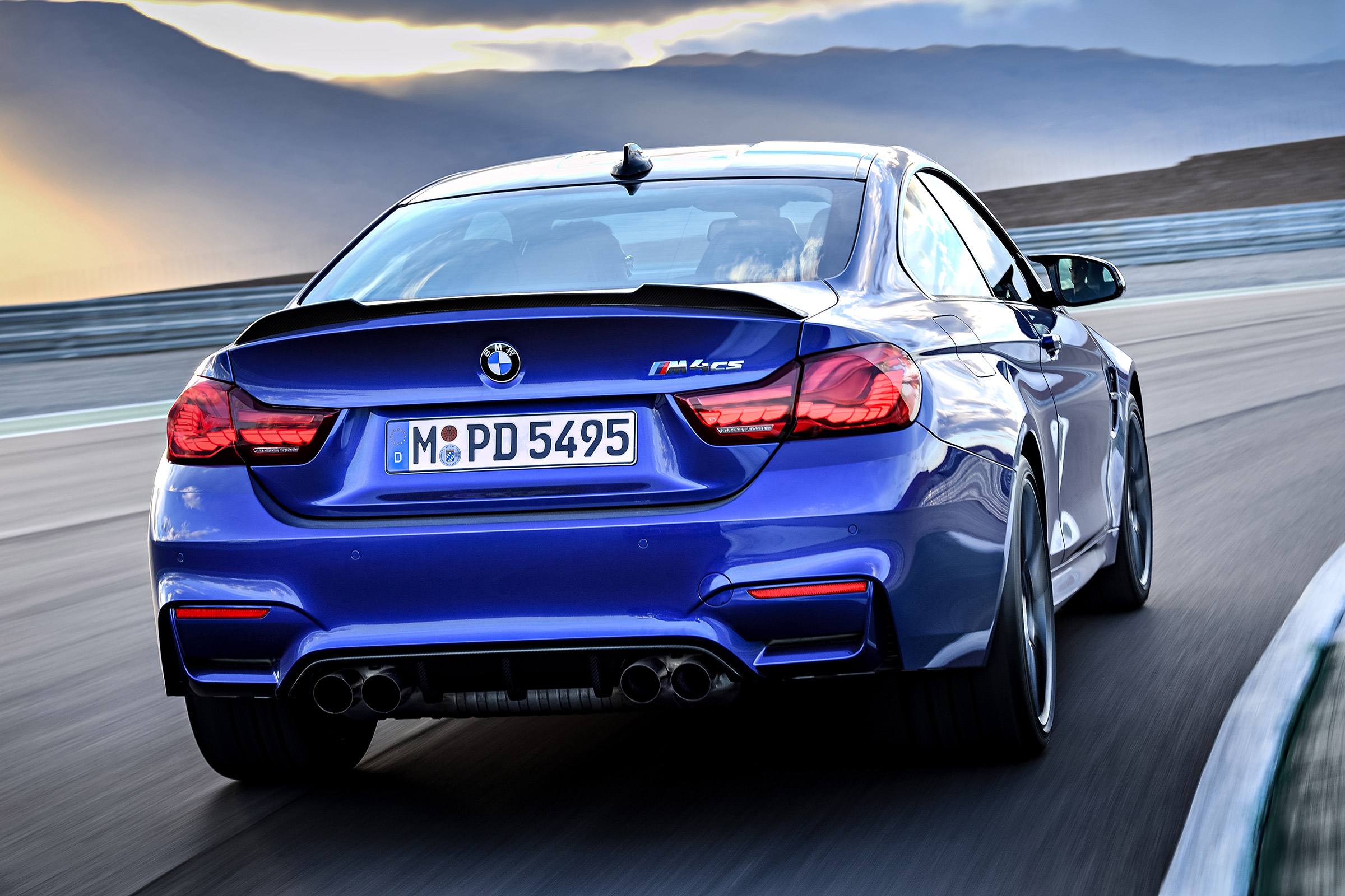 BMW M4 CS - rear
