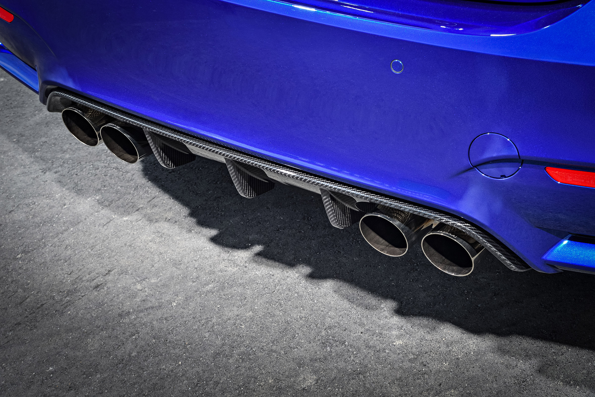 BMW M4 CS - exhausts
