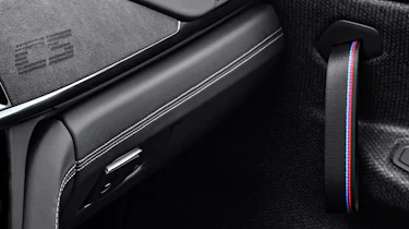 BMW M4 CS - CS dash