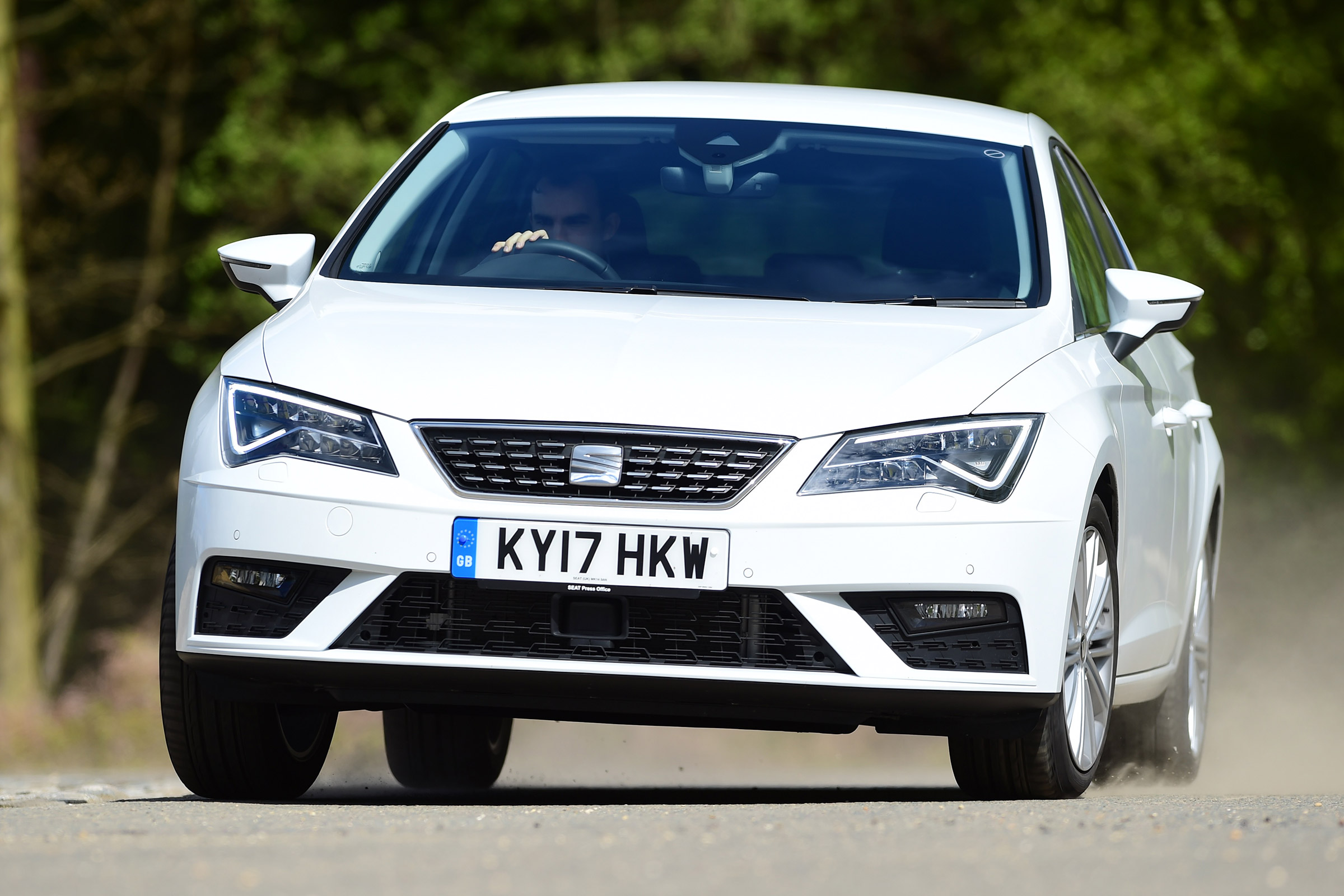 SEAT Leon - Front Cornering