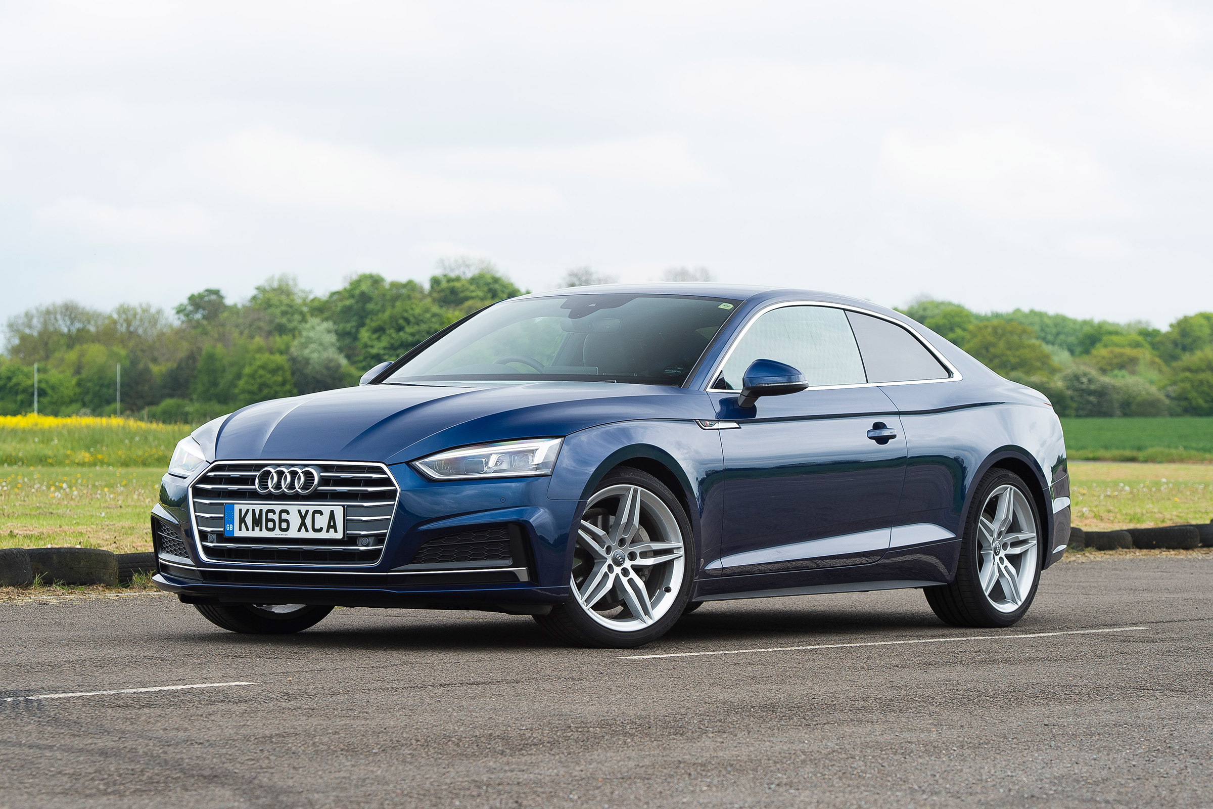 Audi A5 - front static