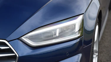 Audi A5 - front light