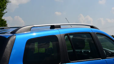 Dacia Logan MCV Stepway - roof rail