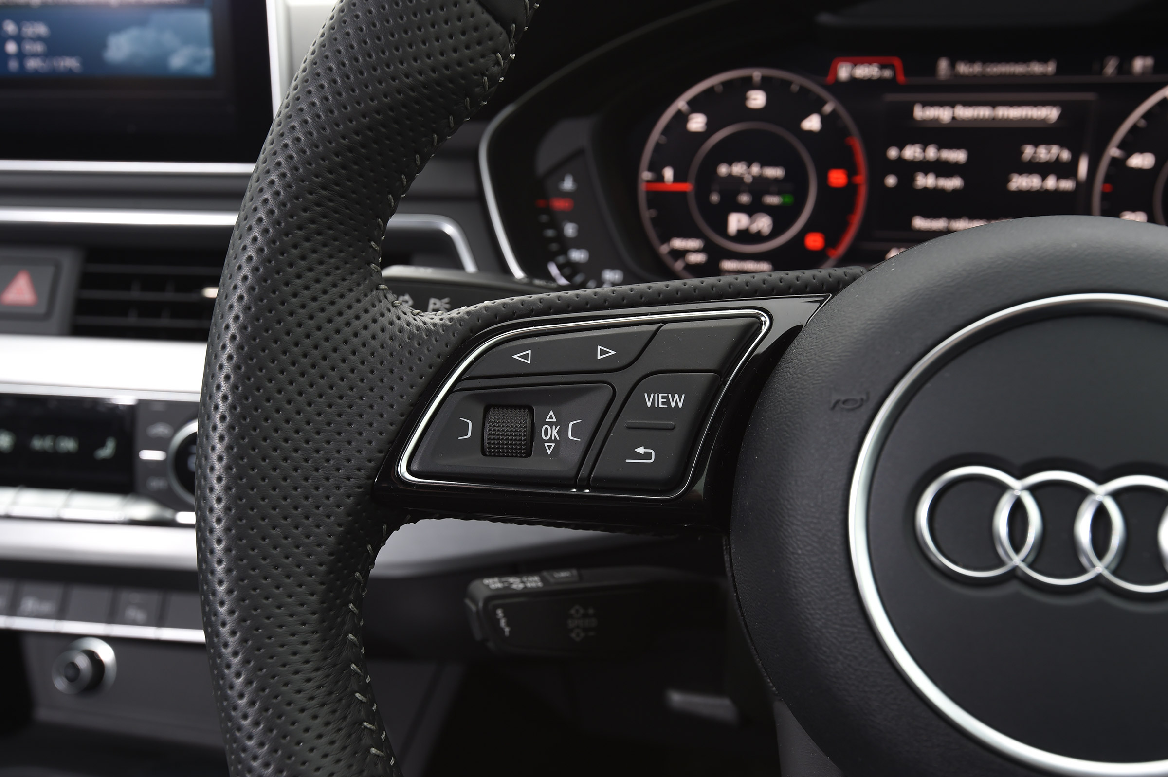 Audi A5 - steering wheel