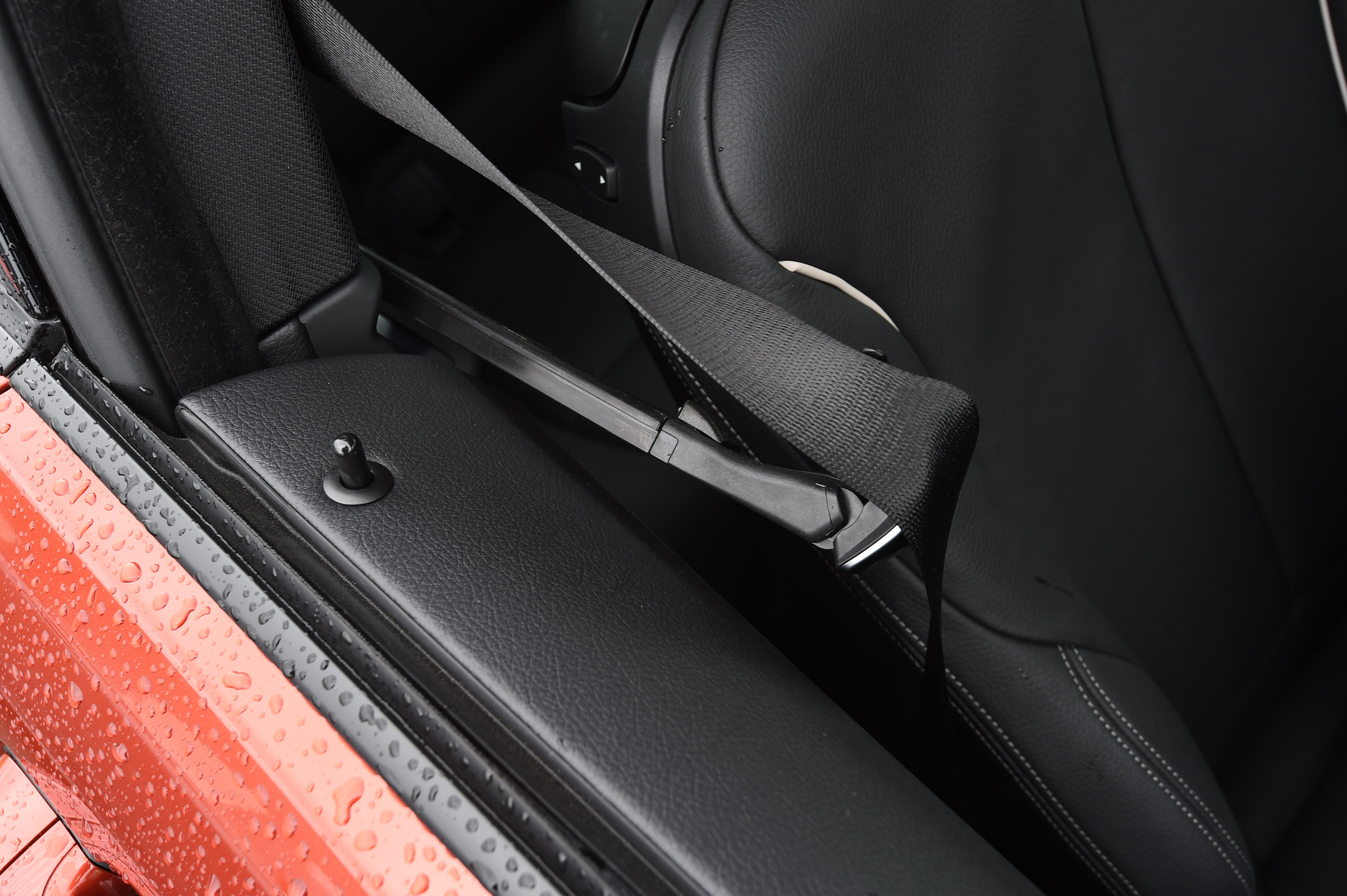 BMW 4 Series - seat belt