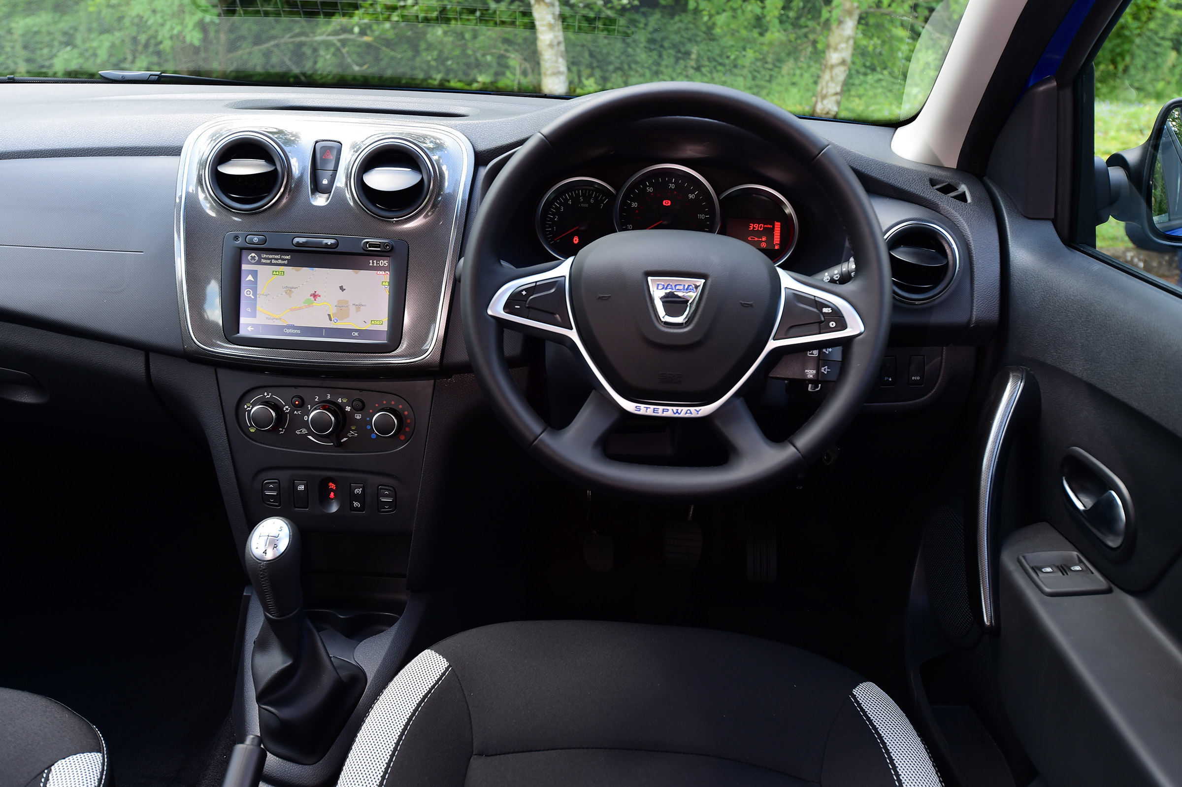 Dacia Logan MCV Stepway - dash