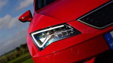 SEAT Leon ST - front light