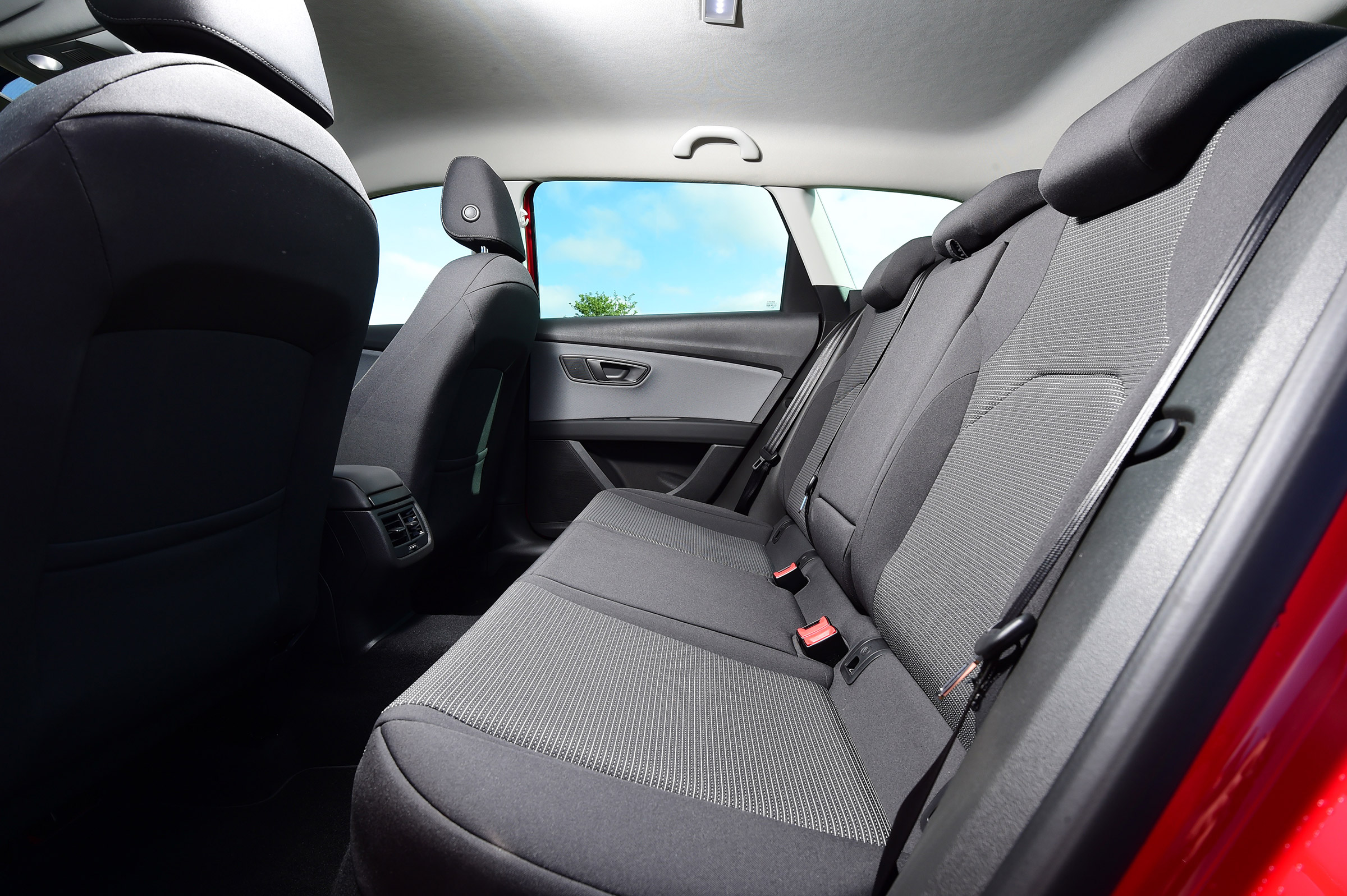 SEAT Leon ST - rear seats
