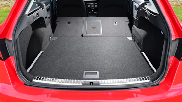 SEAT Leon ST - boot seats down