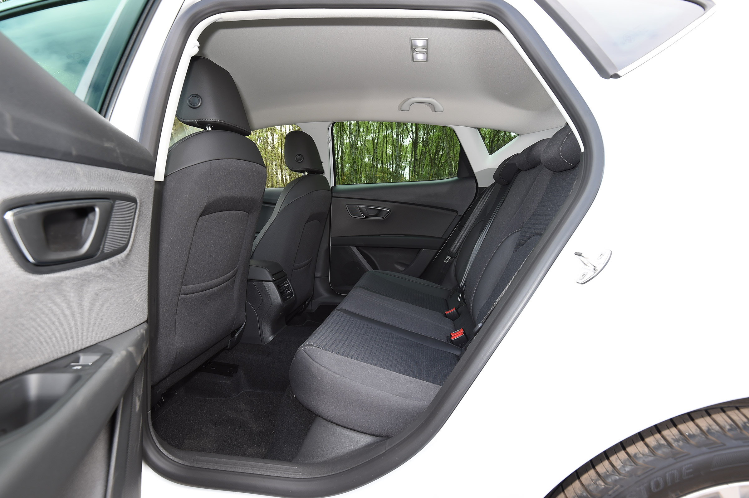 SEAT Leon - rear seats