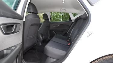 SEAT Leon - rear seats
