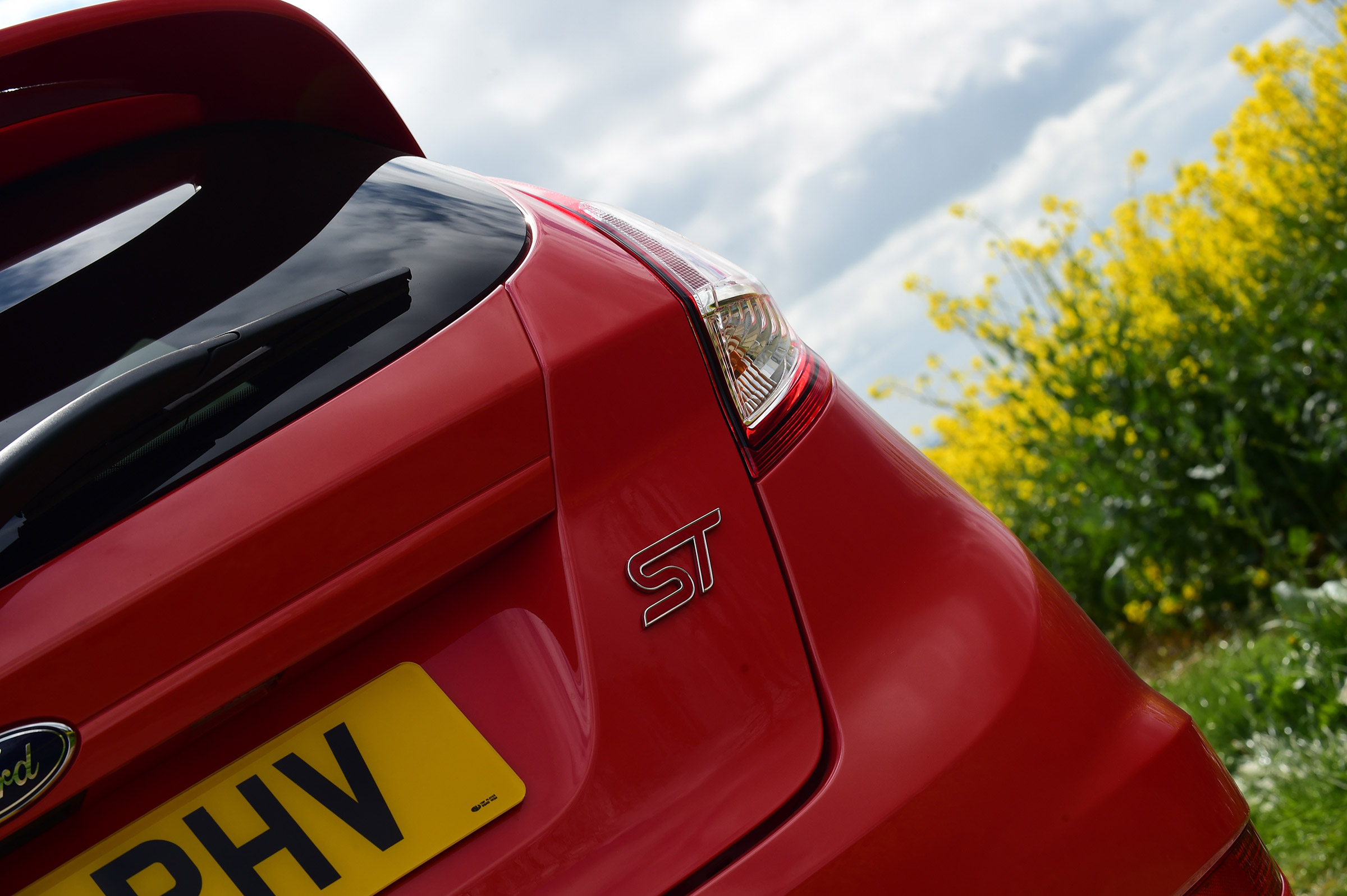 Ford Fiesta ST 5-door - rear detail