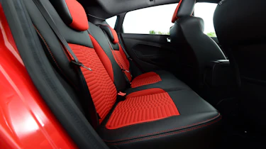 Ford Fiesta ST 5-door - rear seats