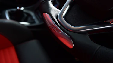 Ford Fiesta ST 5-door - ST steering wheel badge