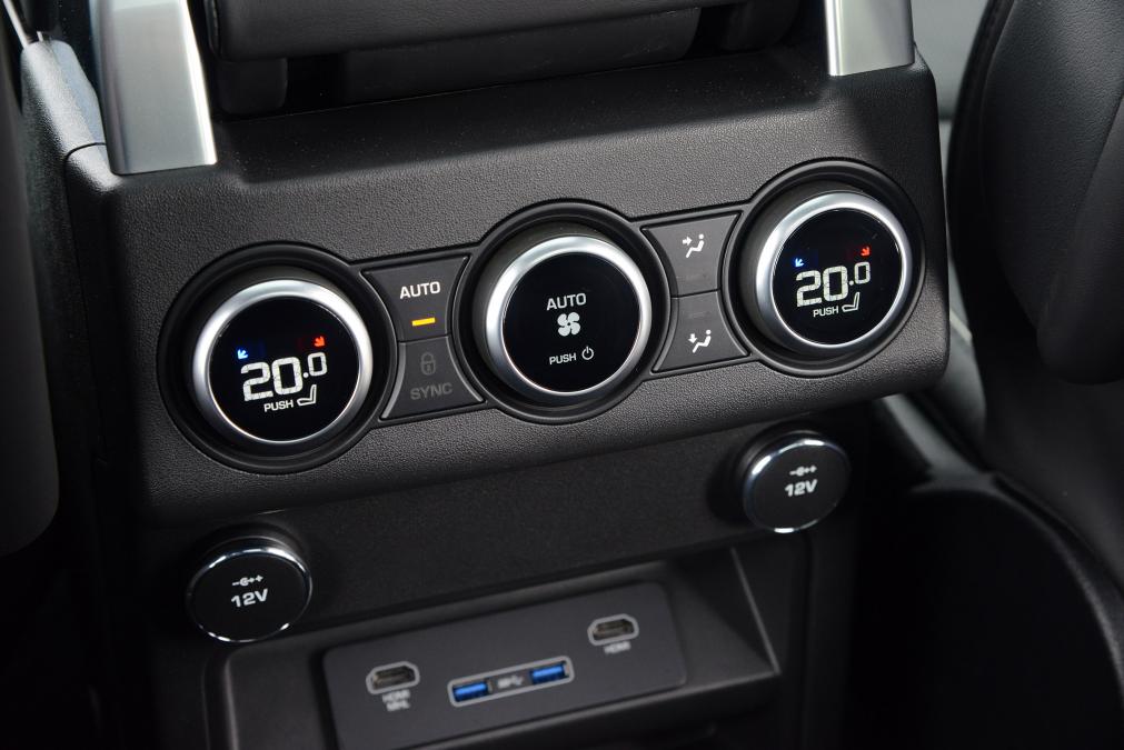 Land Rover Discovery - air con